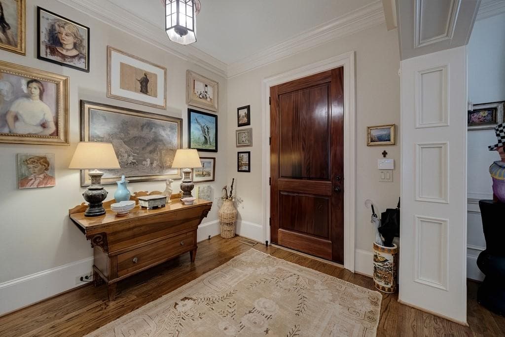 3 bedroom, 4 bathroom, 3,429 sq ft townhouse under contract at 8 Honour Avenue 6, Atlanta, GA 30305 — photo 4