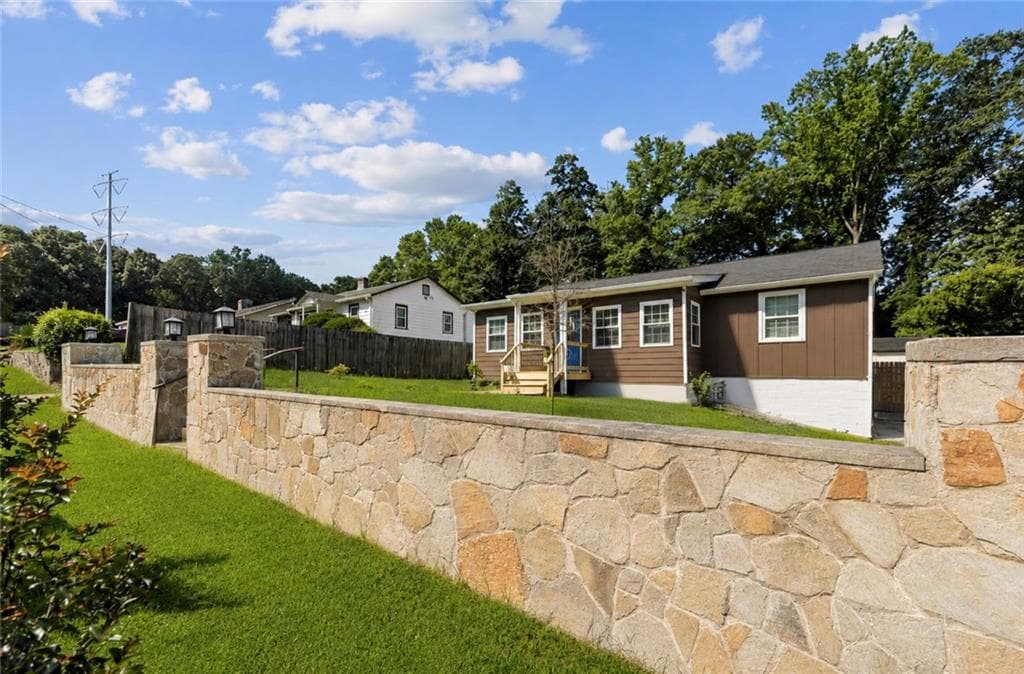 3 bedroom, 3 bathroom, 1,700 sq ft single family residence for sale at 198 Joe Louis Drive, Atlanta, GA 30314