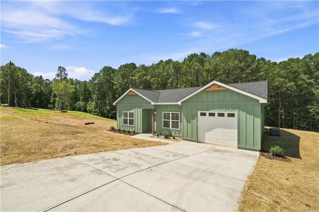 3 bedroom, 2 bathroom, 1,400 sq ft single family residence for sale at 381 Bethel Road, Talking Rock, GA 30175 — photo 9