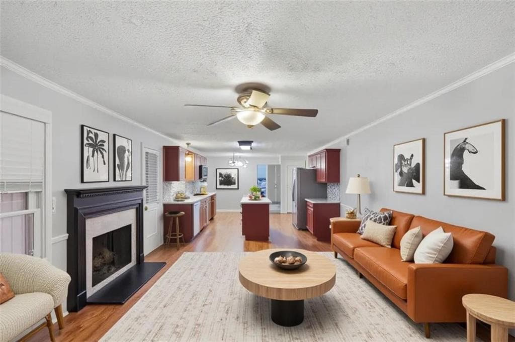 4 bedroom, 2 bathroom, 3,024 sq ft single family residence for sale at 2324 Sussex Court, Snellville, GA 30078 — photo 4