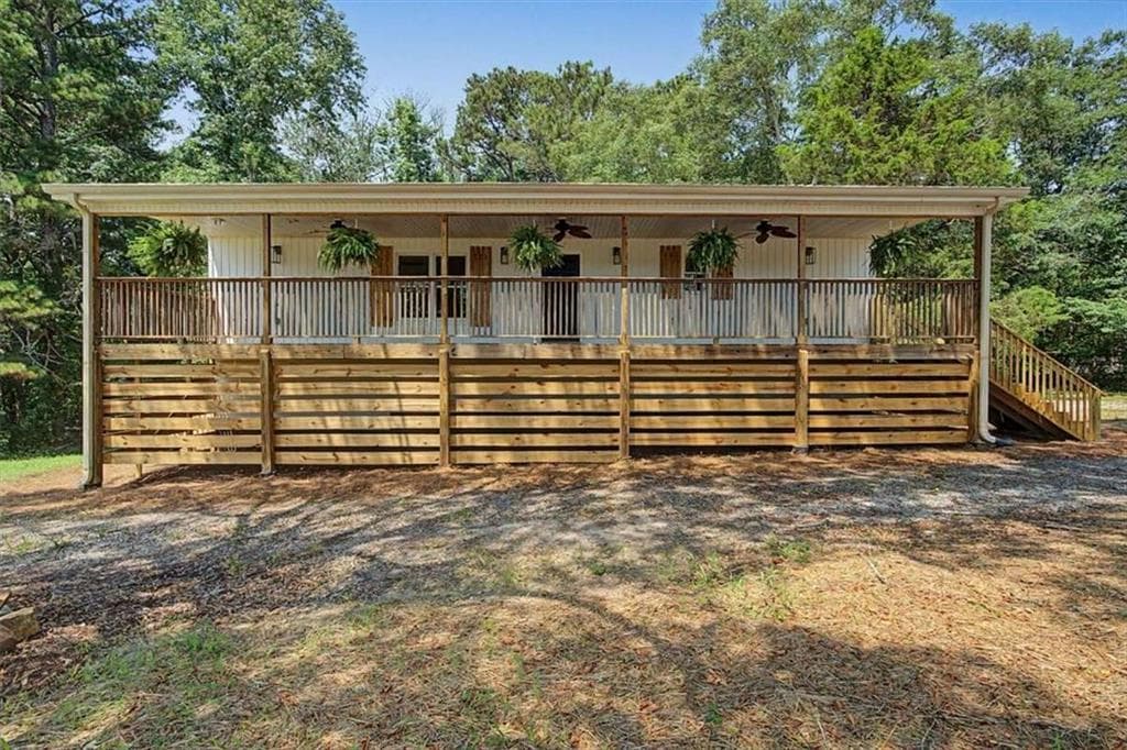 3 bedroom, 3 bathroom, 2,000 sq ft single family residence for sale at 938 Mandeville Road, Carrollton, GA 30117 — photo 2