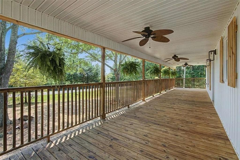3 bedroom, 3 bathroom, 2,000 sq ft single family residence for sale at 938 Mandeville Road, Carrollton, GA 30117 — photo 9