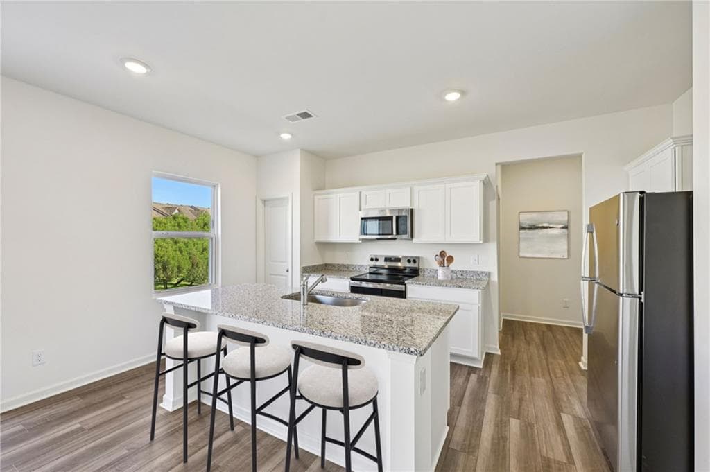 4 bedroom, 3 bathroom, 2,095 sq ft single family residence for sale at 37 Crescent Blvd., Carrollton, GA 30016 — photo 7