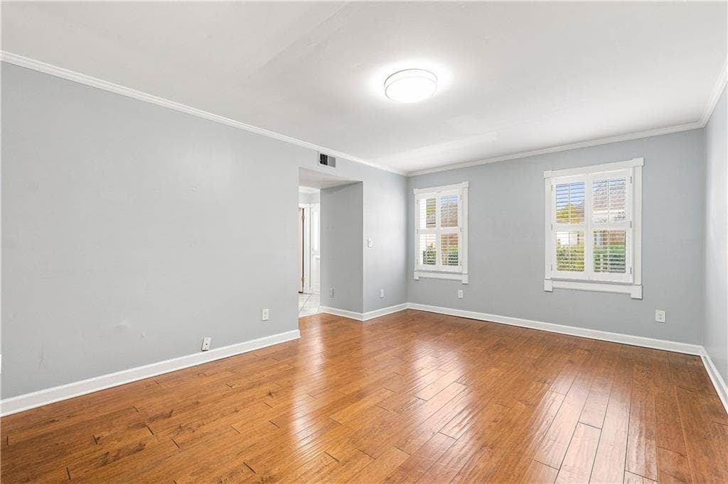 3 bedroom, 3 bathroom, 1,612 sq ft townhouse for sale at 70 Old Ivy Road 56, Atlanta, GA 30342 — photo 3