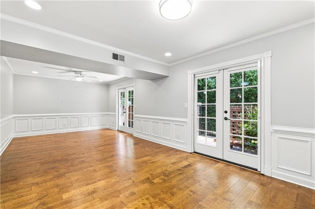 3 bedroom, 3 bathroom, 1,612 sq ft townhouse for sale at 70 Old Ivy Road 56, Atlanta, GA 30342 — photo 4