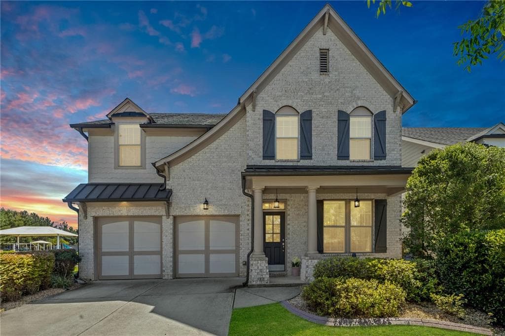 4 bedroom, 3 bathroom, 3,439 sq ft single family residence for sale at 403 Boyd Court, Woodstock, GA 30188 — photo 2