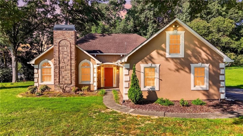3 bedroom, 2 bathroom, 2,013 sq ft single family residence for sale at 1880 Ashton Brooke Lane, Buford, GA 30519 — photo 2