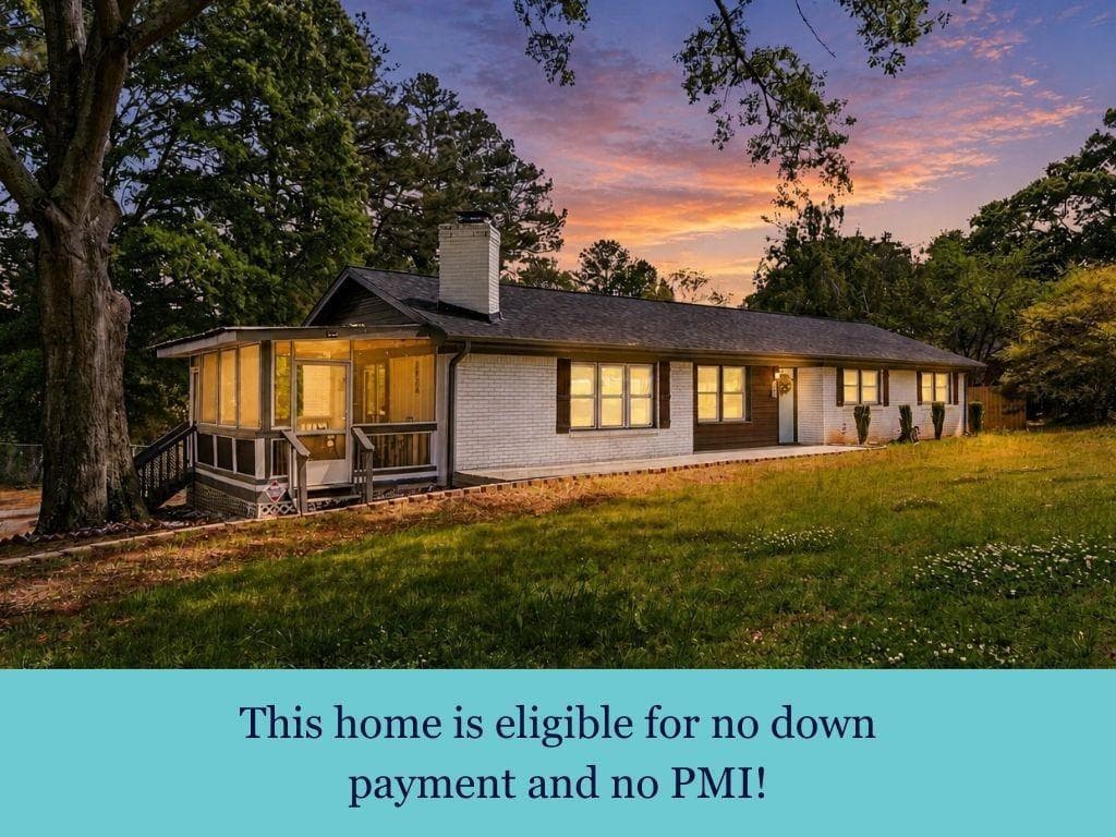3 bedroom, 2 bathroom, 1,474 sq ft single family residence for rent at 4691 Roberta Circle, Austell, GA 30106 for $1,950 a month — photo 1 of 43