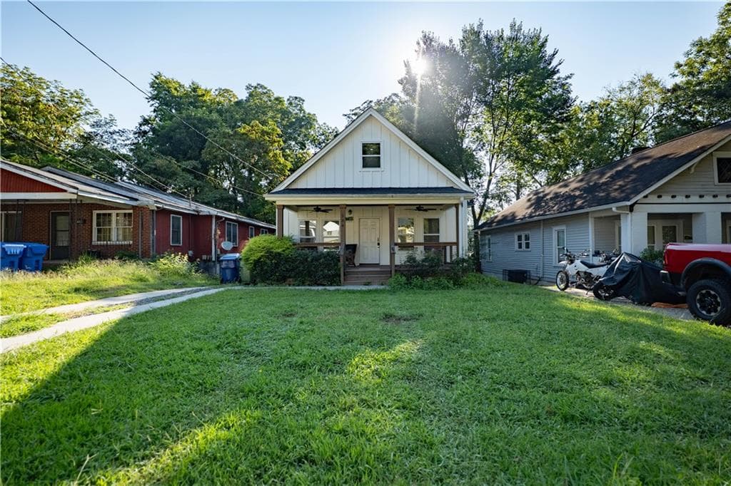 3 bedroom, 3 bathroom, 1,286 sq ft single family residence for rent at 184 Laurel Avenue, Atlanta, GA 30314 for $2,500 a month — photo 1 of 29