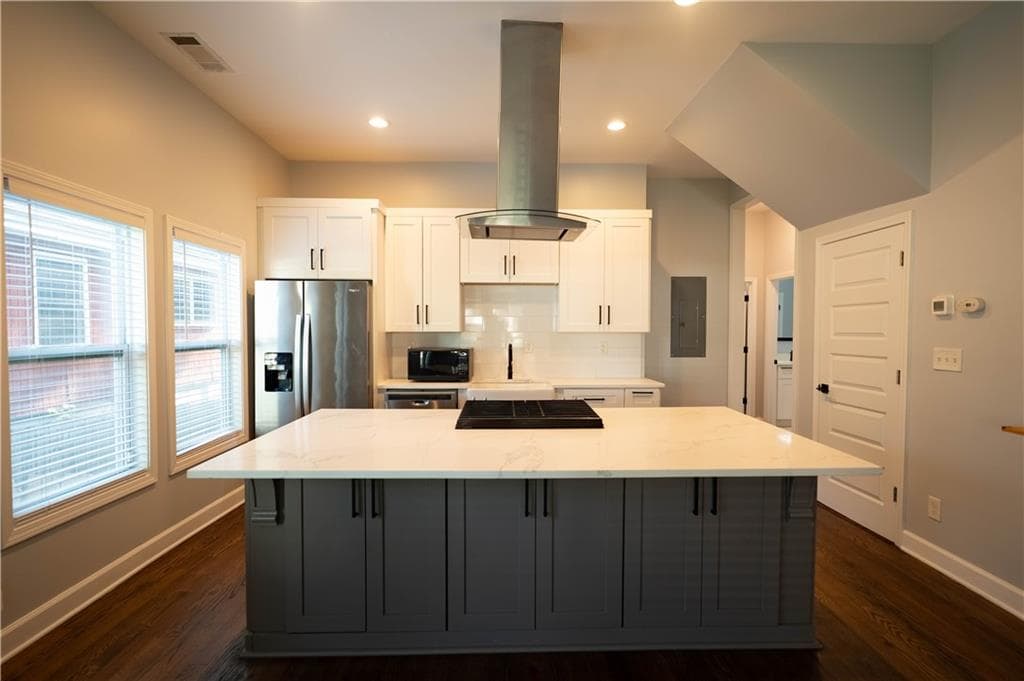 3 bedroom, 3 bathroom, 1,286 sq ft single family residence for rent at 184 Laurel Avenue, Atlanta, GA 30314 for $2,500 a month — photo 6
