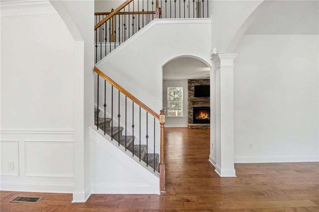 5 bedroom, 4 bathroom, 3,620 sq ft single family residence for sale at 4010 Village Estates Court, Cumming, GA 30040 — photo 2