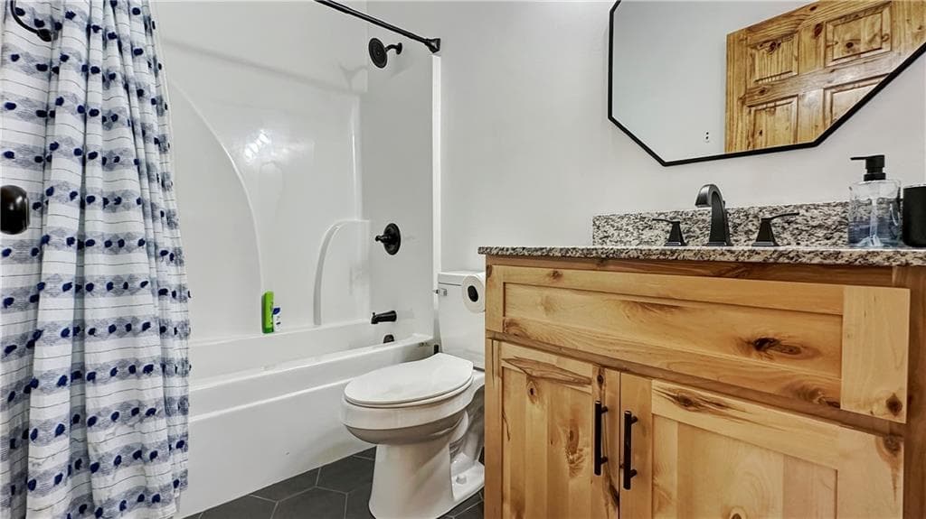 4 bedroom, 3 bathroom, 2,400 sq ft single family residence for rent at 360 Prince Drive, Morganton, GA 30560 for $2,500 a month — photo 7
