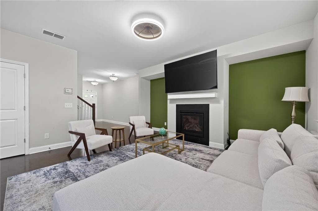 3 bedroom, 3 bathroom, 2,527 sq ft townhouse for sale at 877 Whittington Parkway, Marietta, GA 30060 — photo 8