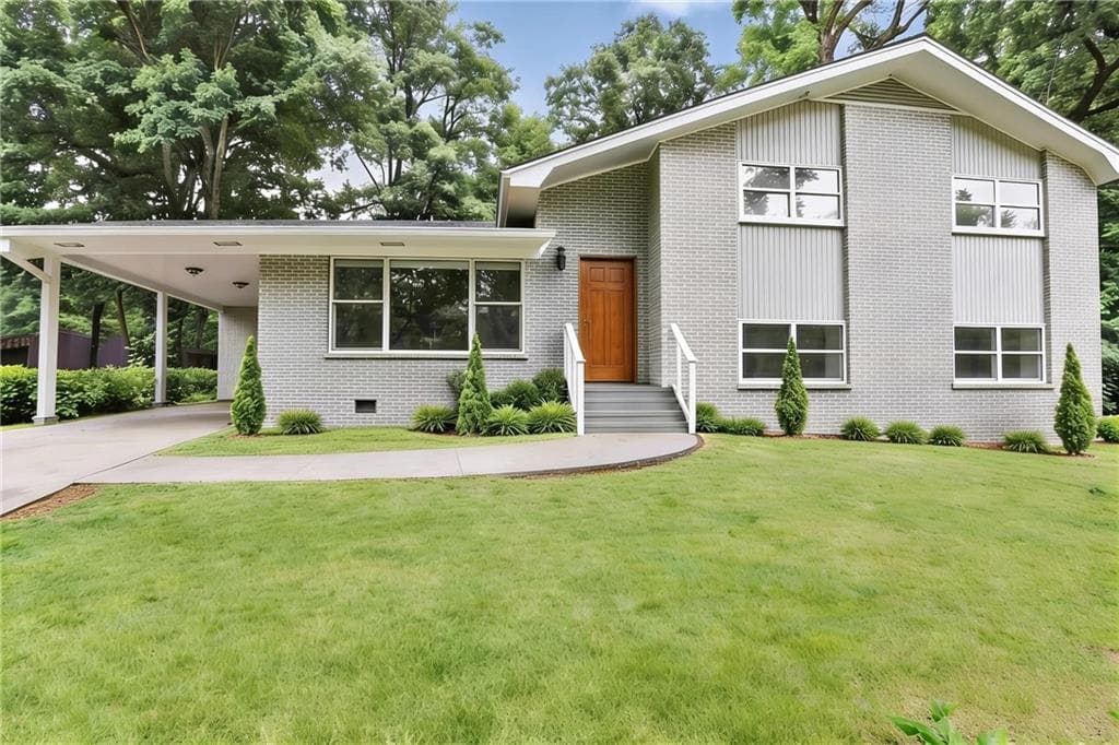 4 bedroom, 2 bathroom, 2,049 sq ft single family residence for sale at 2572 Glenrock Drive, Decatur, GA 30032