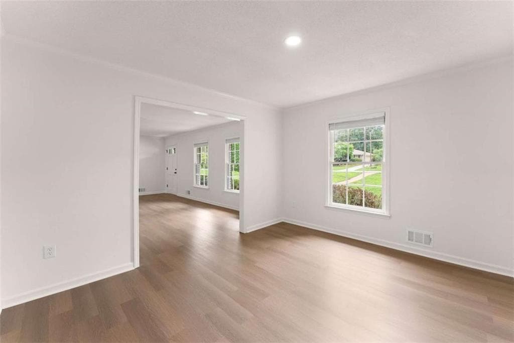 4 bedroom, 3 bathroom, 2,164 sq ft single family residence for sale at 570 Cedar Creek Drive, Athens, GA 30605 — photo 9