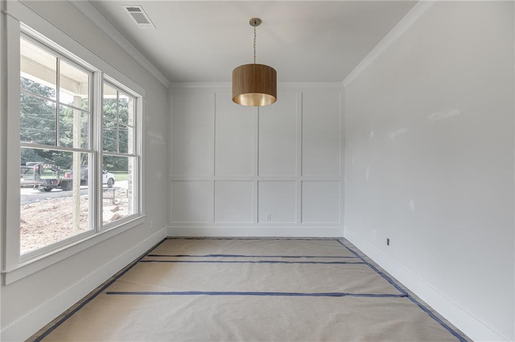 4 bedroom, 4 bathroom, 3,150 sq ft single family residence for sale at 9 Stonehedge Drive, Buford, GA 30518 — photo 5