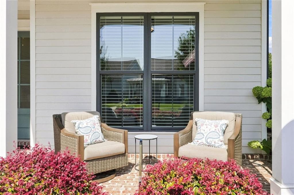 3 bedroom, 3 bathroom, 2,364 sq ft single family residence for sale at 329 McDaniel Place, Canton, GA 30115 — photo 4