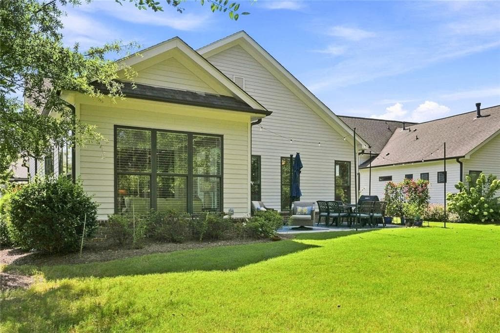 3 bedroom, 3 bathroom, 2,364 sq ft single family residence for sale at 329 McDaniel Place, Canton, GA 30115 — photo 9