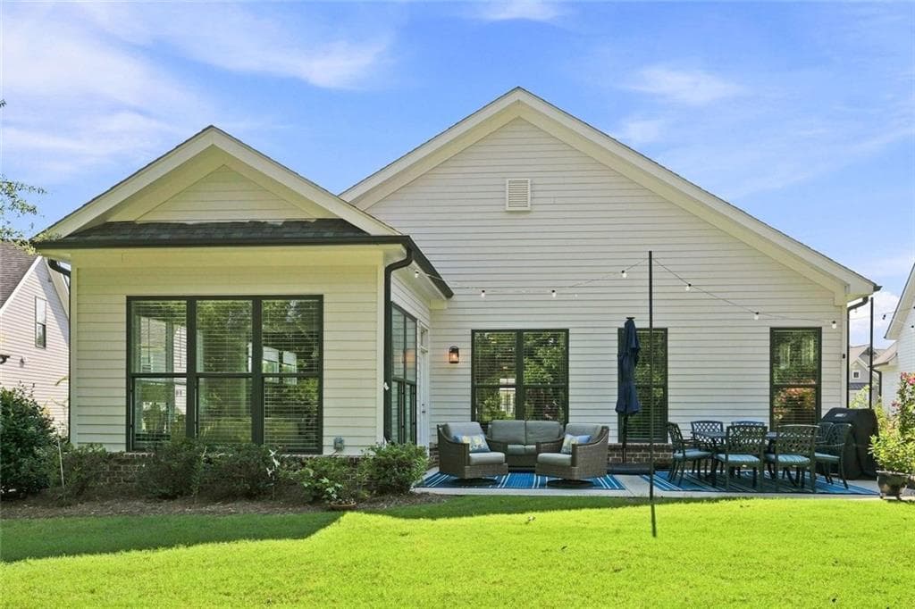 3 bedroom, 3 bathroom, 2,364 sq ft single family residence for sale at 329 McDaniel Place, Canton, GA 30115 — photo 10