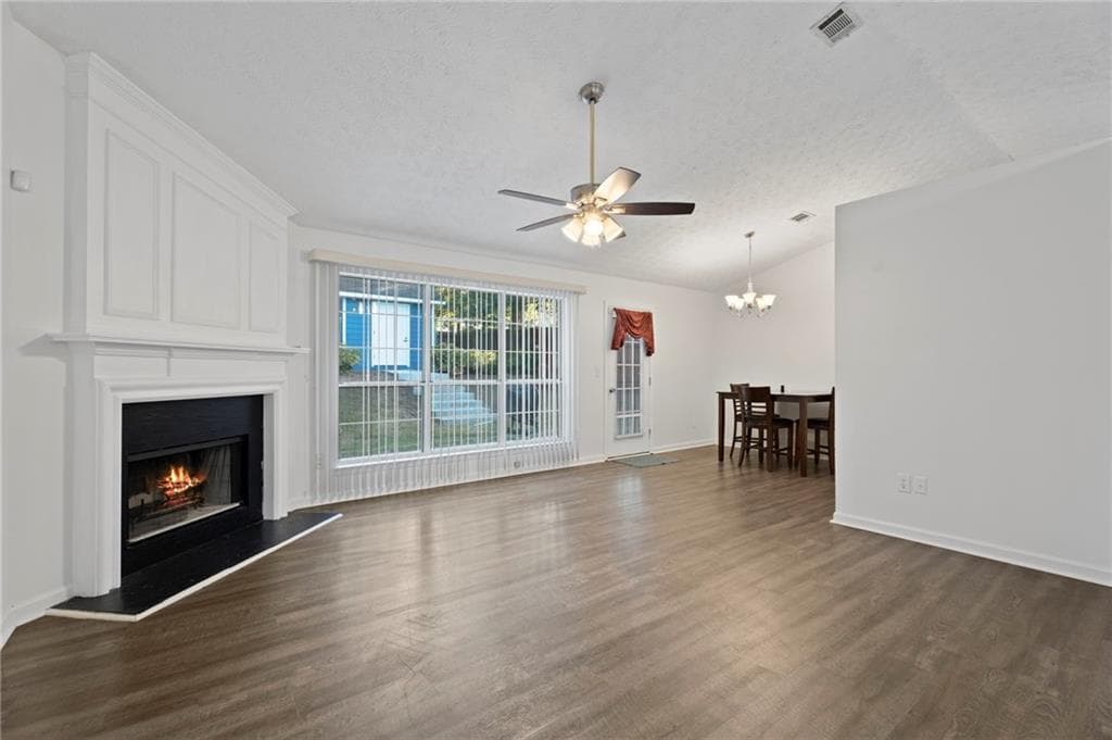 3 bedroom, 2 bathroom, 1,463 sq ft single family residence under contract at 10952 Morning Dove Drive, Hampton, GA 30228 — photo 8