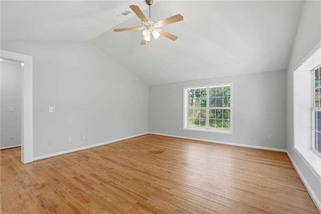 3 bedroom, 2 bathroom, 1,321 sq ft single family residence under contract at 140 N Alexander Street, Buford, GA 30518 — photo 5