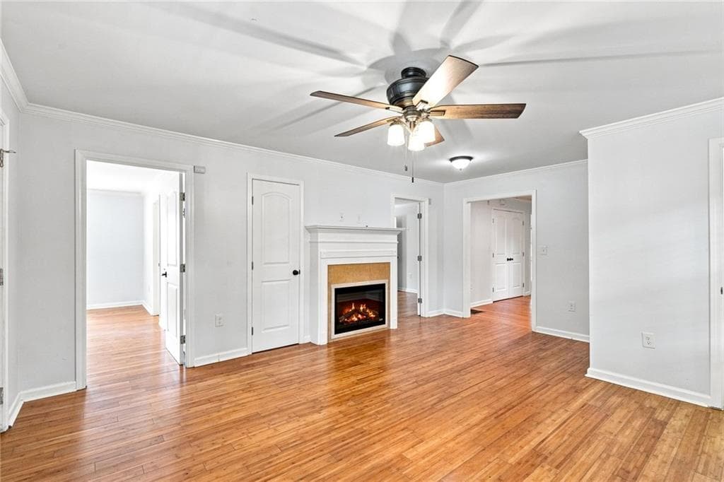 3 bedroom, 3 bathroom, 1,350 sq ft single family residence for sale at 1047 SW Peeples Street, Atlanta, GA 30310 — photo 5