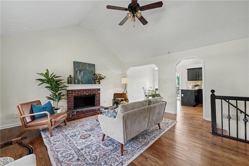 4 bedroom, 2 bathroom, 1,428 sq ft single family residence under contract at 2765 Old Barn Trail, Powder Springs, GA 30127 — photo 3