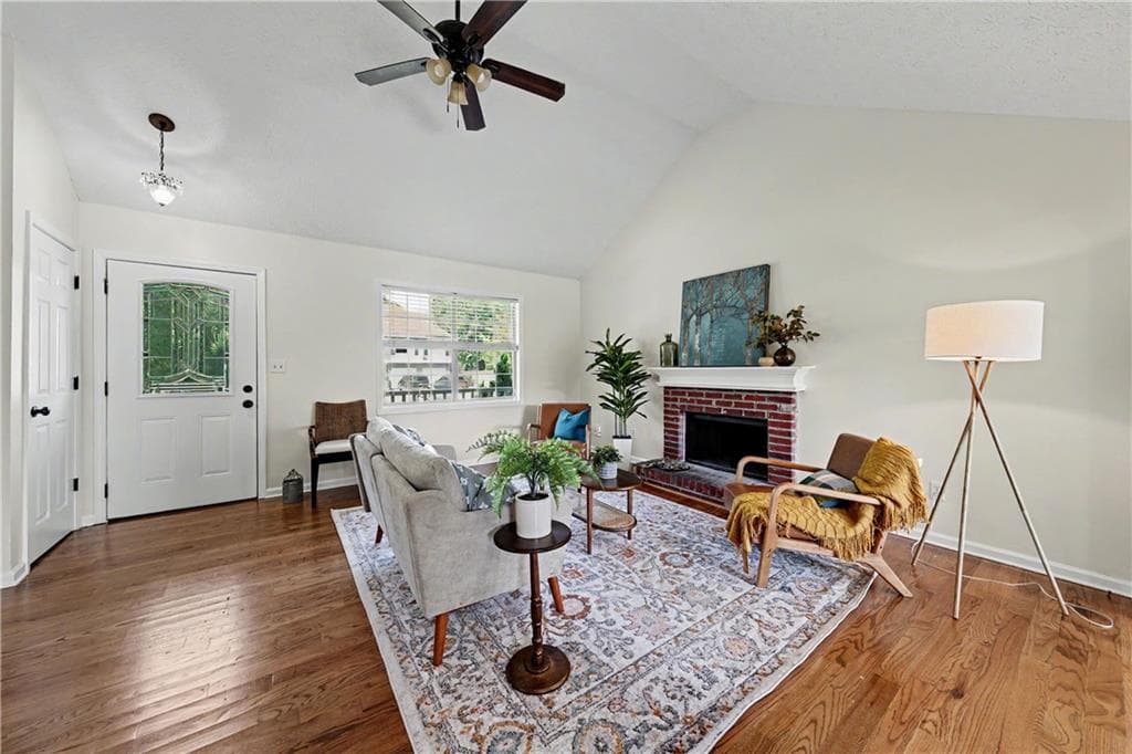 4 bedroom, 2 bathroom, 1,428 sq ft single family residence under contract at 2765 Old Barn Trail, Powder Springs, GA 30127 — photo 4