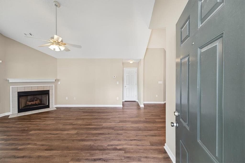 3 bedroom, 2 bathroom, 1,423 sq ft condominium for sale at 1862 Kolb Farm Circle, Marietta, GA 30008 — photo 5