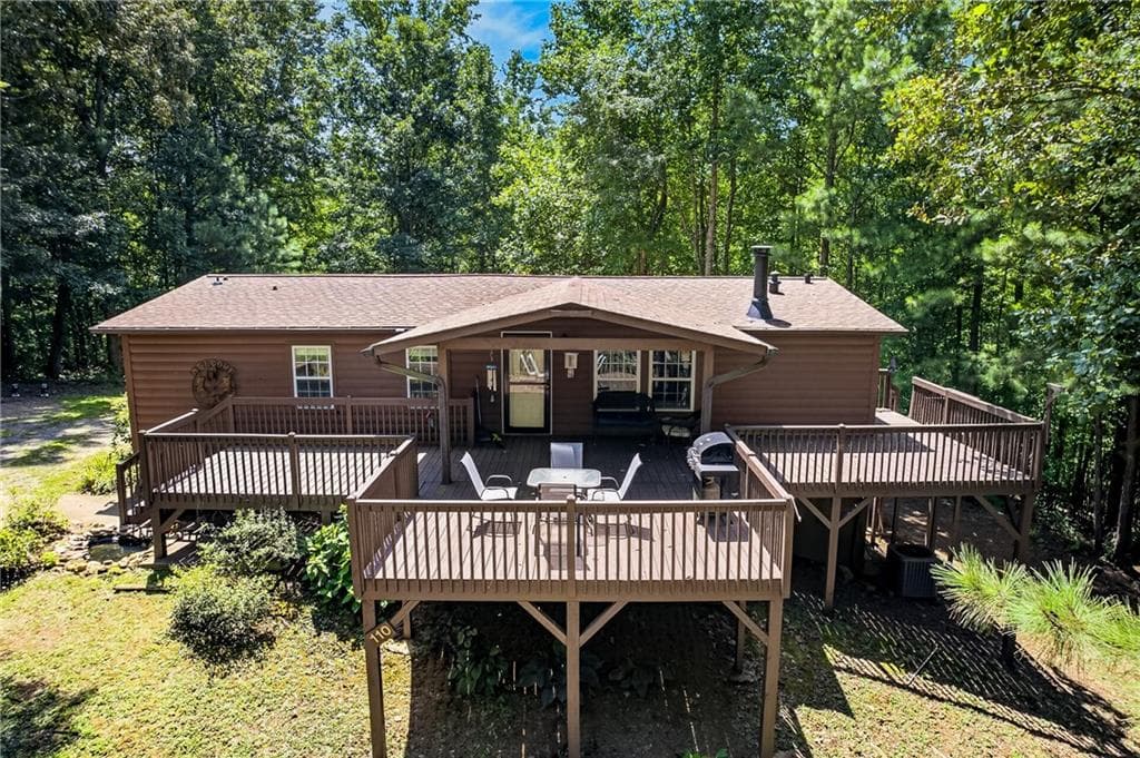 3 bedroom, 2 bathroom, 1,400 sq ft single family residence for sale at 110 Hickory Hills Road, Ellijay, GA 30540 — photo 1 of 68