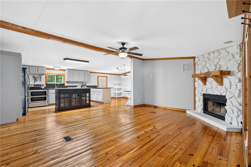 3 bedroom, 2 bathroom, 1,400 sq ft single family residence for sale at 110 Hickory Hills Road, Ellijay, GA 30540 — photo 2