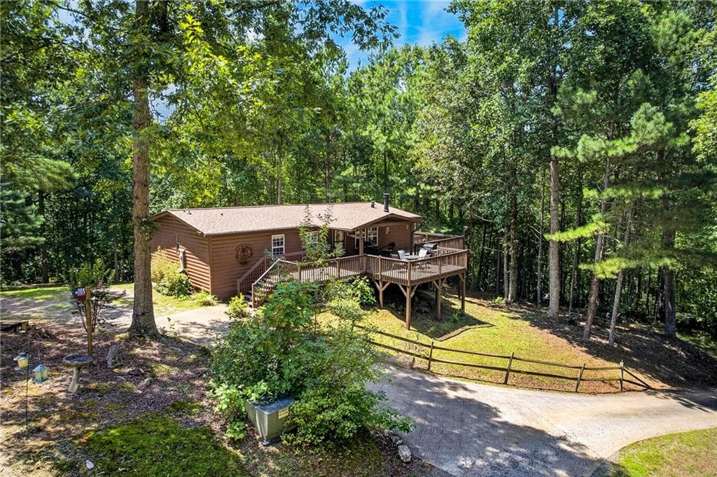 3 bedroom, 2 bathroom, 1,400 sq ft single family residence for sale at 110 Hickory Hills Road, Ellijay, GA 30540 — photo 7