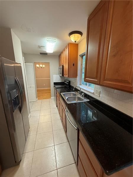 3 bedroom, 3 bathroom, 1,560 sq ft single family residence for rent at 480 Roswell Farms Road, Roswell, GA 30075 for $2,600 a month — photo 7