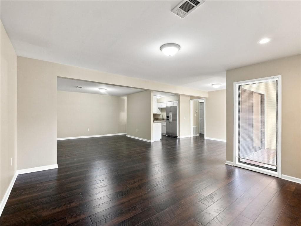 3 bedroom, 2 bathroom, 1,548 sq ft townhouse for sale at 605 Candler Street C-10, Gainesville, GA 30501 — photo 5
