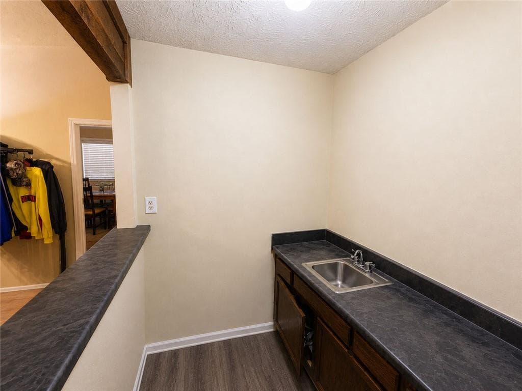 3 bedroom, 2 bathroom, 1,776 sq ft single family residence for sale at 8674 Cedar Creek Ridge, Riverdale, GA 30274 — photo 4