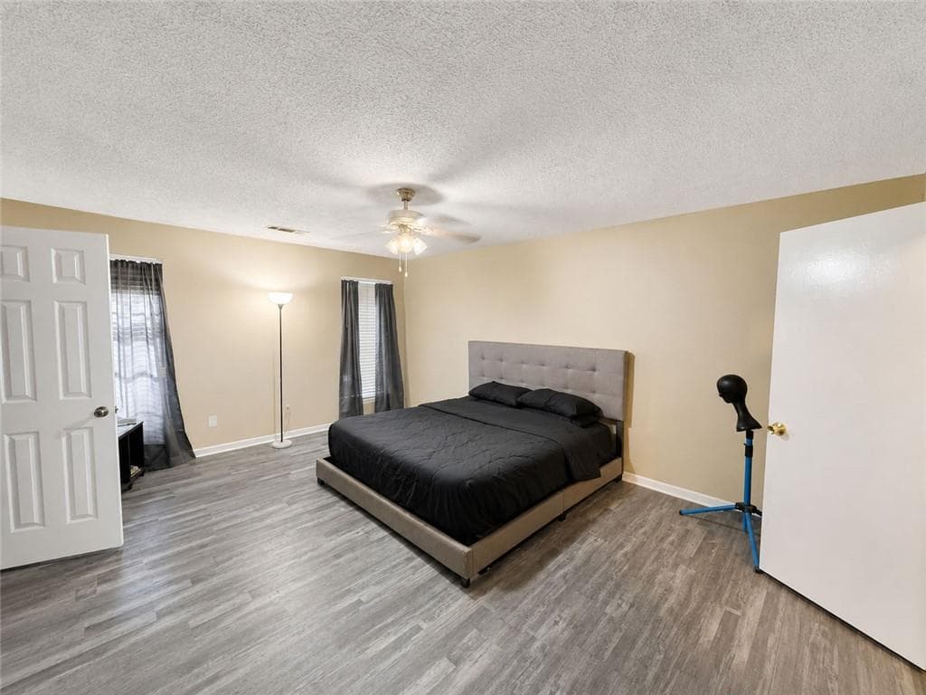 3 bedroom, 2 bathroom, 1,776 sq ft single family residence for sale at 8674 Cedar Creek Ridge, Riverdale, GA 30274 — photo 6