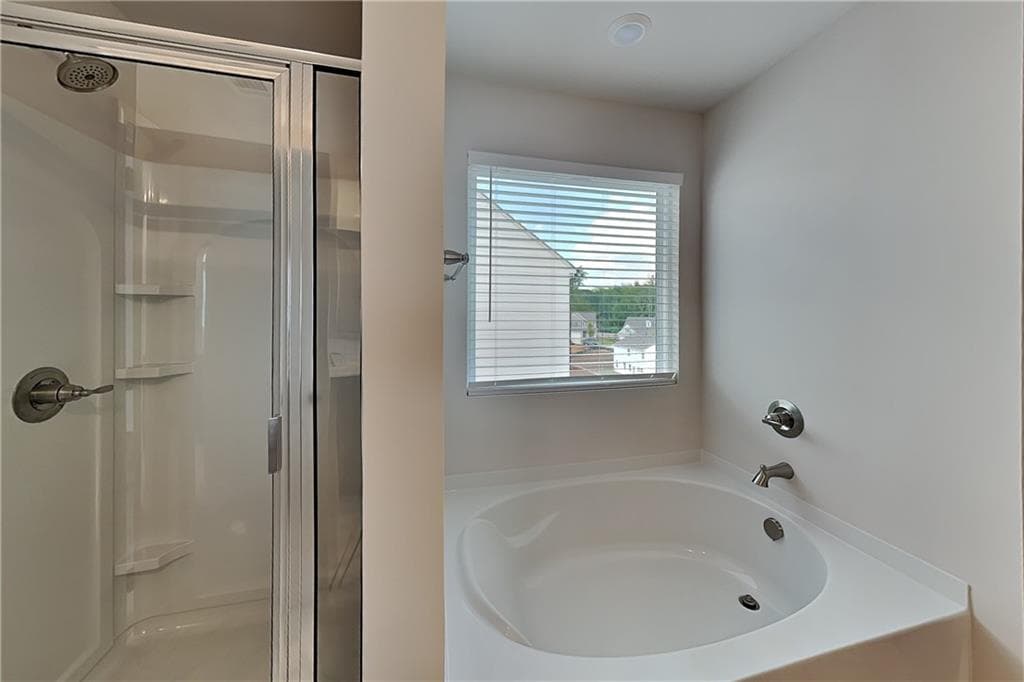 4 bedroom, 3 bathroom, 1,714 sq ft single family residence for rent at 769 Oakmont Trace, Canton, GA 30114 for $2,100 a month — photo 9