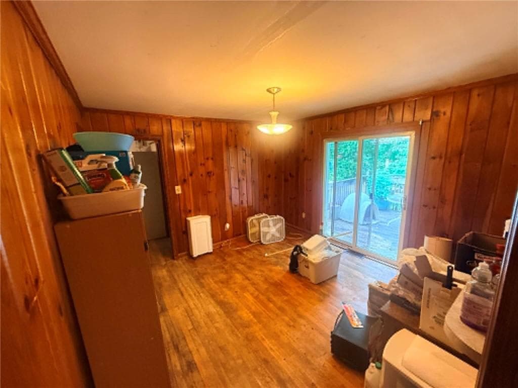 3 bedroom, 2 bathroom, 1,985 sq ft single family residence for sale at 2195 Trailwood Drive, Smyrna, GA 30080 — photo 10