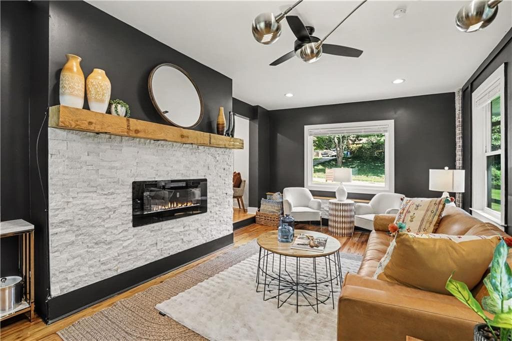 6 bedroom, 4 bathroom, 3,000 sq ft single family residence for sale at 2596 Shetland Drive, Decatur, GA 30033 — photo 4