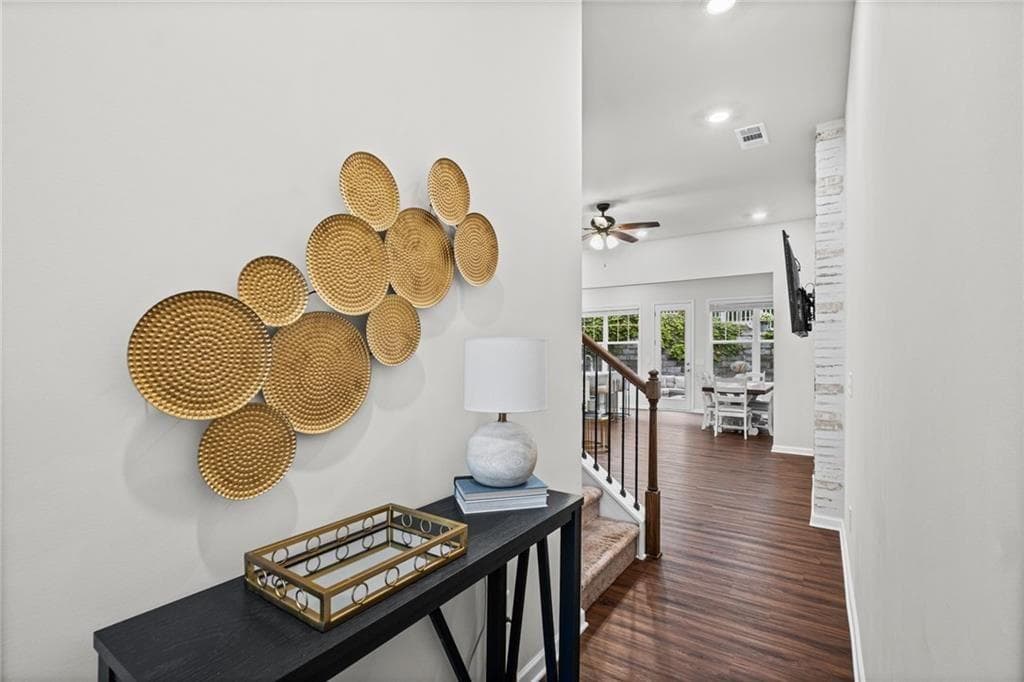 3 bedroom, 3 bathroom, 1,780 sq ft single family residence for sale at 469 Bishop Lane, Woodstock, GA 30188 — photo 6