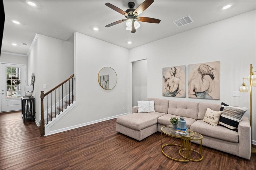 3 bedroom, 3 bathroom, 1,780 sq ft single family residence for sale at 469 Bishop Lane, Woodstock, GA 30188 — photo 7