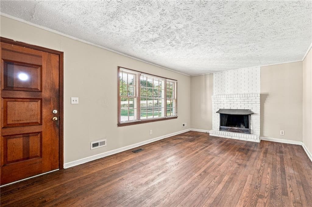 4 bedroom, 3 bathroom, 1,194 sq ft single family residence under contract at 1209 Old Alabama Road, Mableton, GA 30126 — photo 2