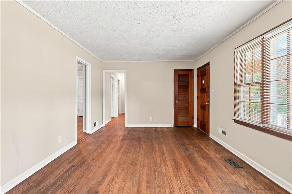 4 bedroom, 3 bathroom, 1,194 sq ft single family residence under contract at 1209 Old Alabama Road, Mableton, GA 30126 — photo 4
