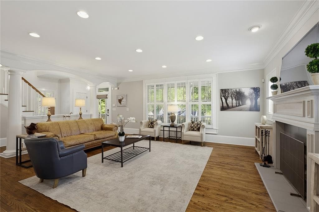 3 bedroom, 3 bathroom, 1,904 sq ft single family residence for sale at 2009 Delphine Drive, Decatur, GA 30032 — photo 10