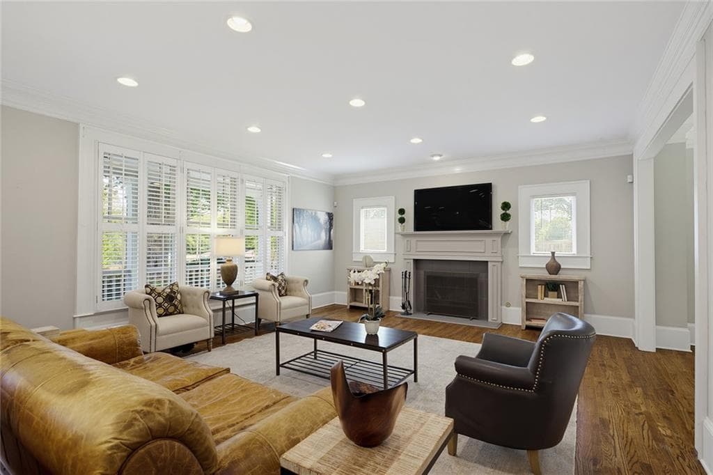3 bedroom, 3 bathroom, 1,904 sq ft single family residence for sale at 2009 Delphine Drive, Decatur, GA 30032 — photo 6