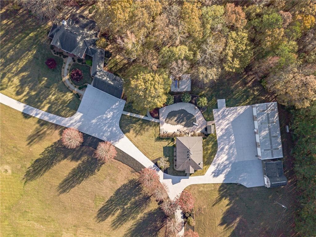 5 bedroom, 6 bathroom, 10,335 sq ft single family residence for sale at 686A Newton Factory Bridge, Covington, GA 30014 — photo 3
