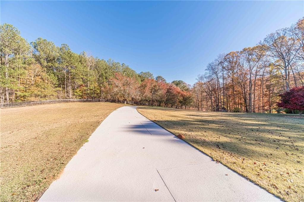 5 bedroom, 6 bathroom, 10,335 sq ft single family residence for sale at 686A Newton Factory Bridge, Covington, GA 30014 — photo 4