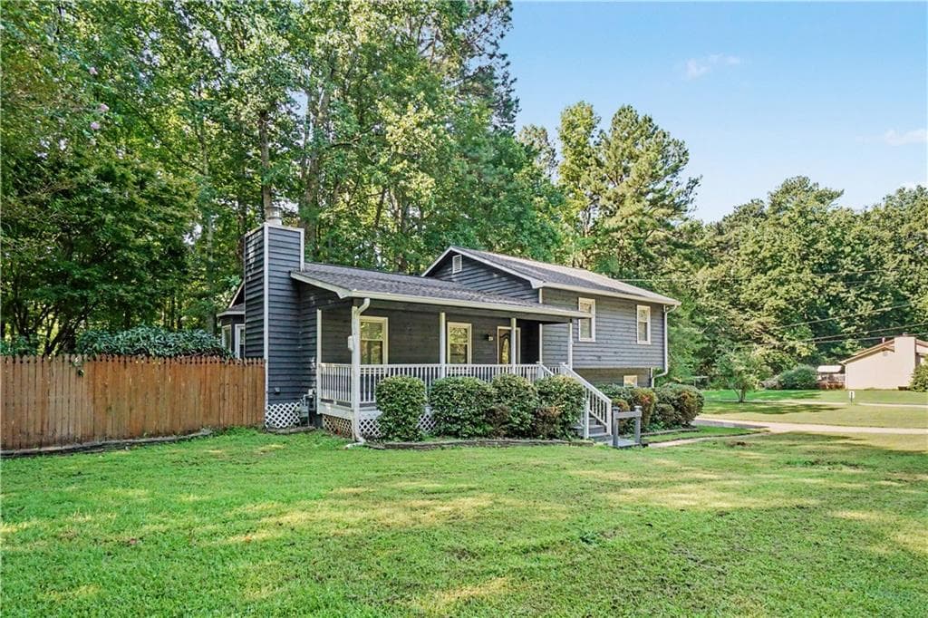 4 bedroom, 2 bathroom, 1,269 sq ft single family residence for sale at 167 Hardy Circle, Dallas, GA 30157 — photo 2