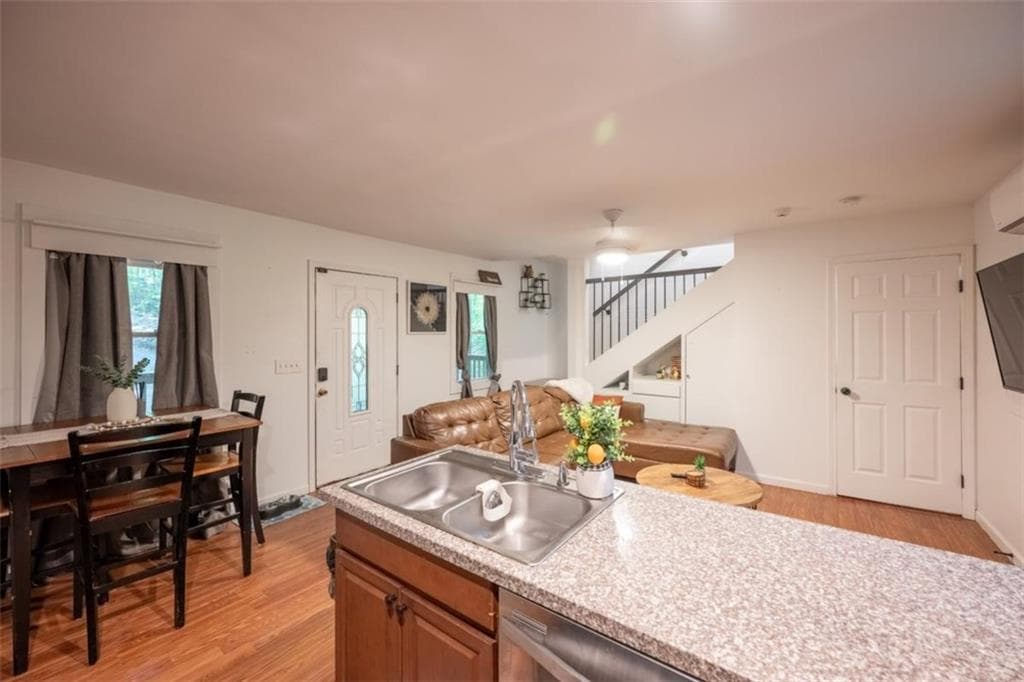 2 bedroom, 2 bathroom, 768 sq ft single family residence for sale at 257 Pen Drive, Ellijay, GA 30540 — photo 8
