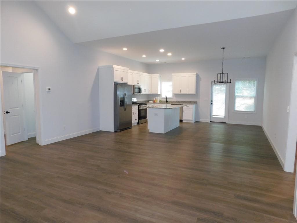 3 bedroom, 3 bathroom, 1,985 sq ft single family residence for rent at 310 Harmony Drive Road, Dahlonega, GA 30533 for $2,395 a month — photo 4